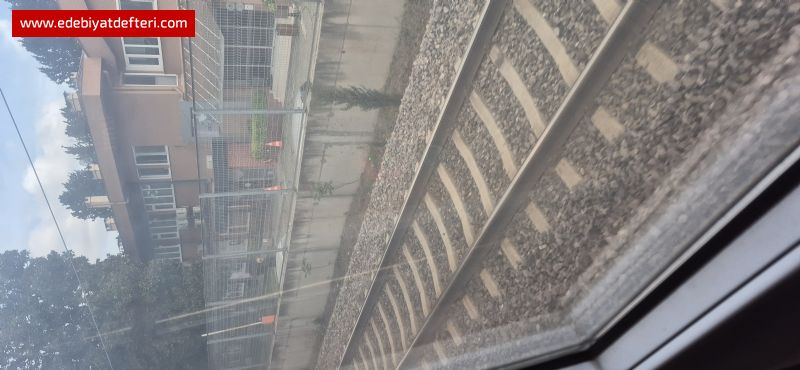 Kara Tren Saatleri