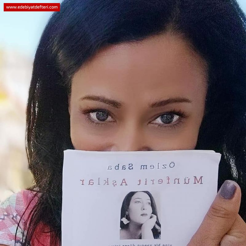 LİRİK BİR ŞİİRE GÖMSÜNLER BENİ/BİZİ