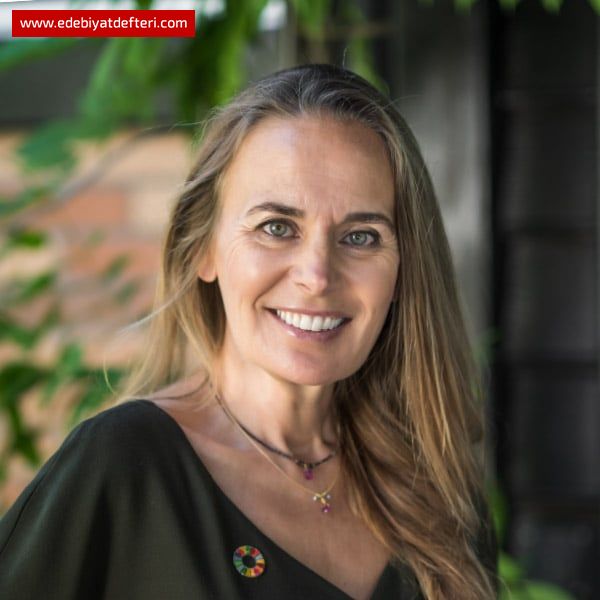 SEN BENİM MEDAR-I İFTİHARIMSIN