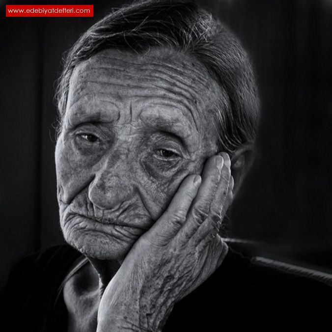 К старости человек чувствует глубокое разочарование. Портрет человека. Портреты пожилых людей. Портрет старика. Фотопортреты людей.