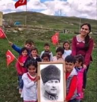 69 YAZAR TARAFINDAN KALEME ALINAN KOLLEKT�F �YK�