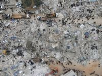 BR�KETLER�N ARASINDAK� K���K PRENSES